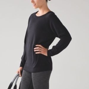 Rising salutation lululemon sweater size 8 black